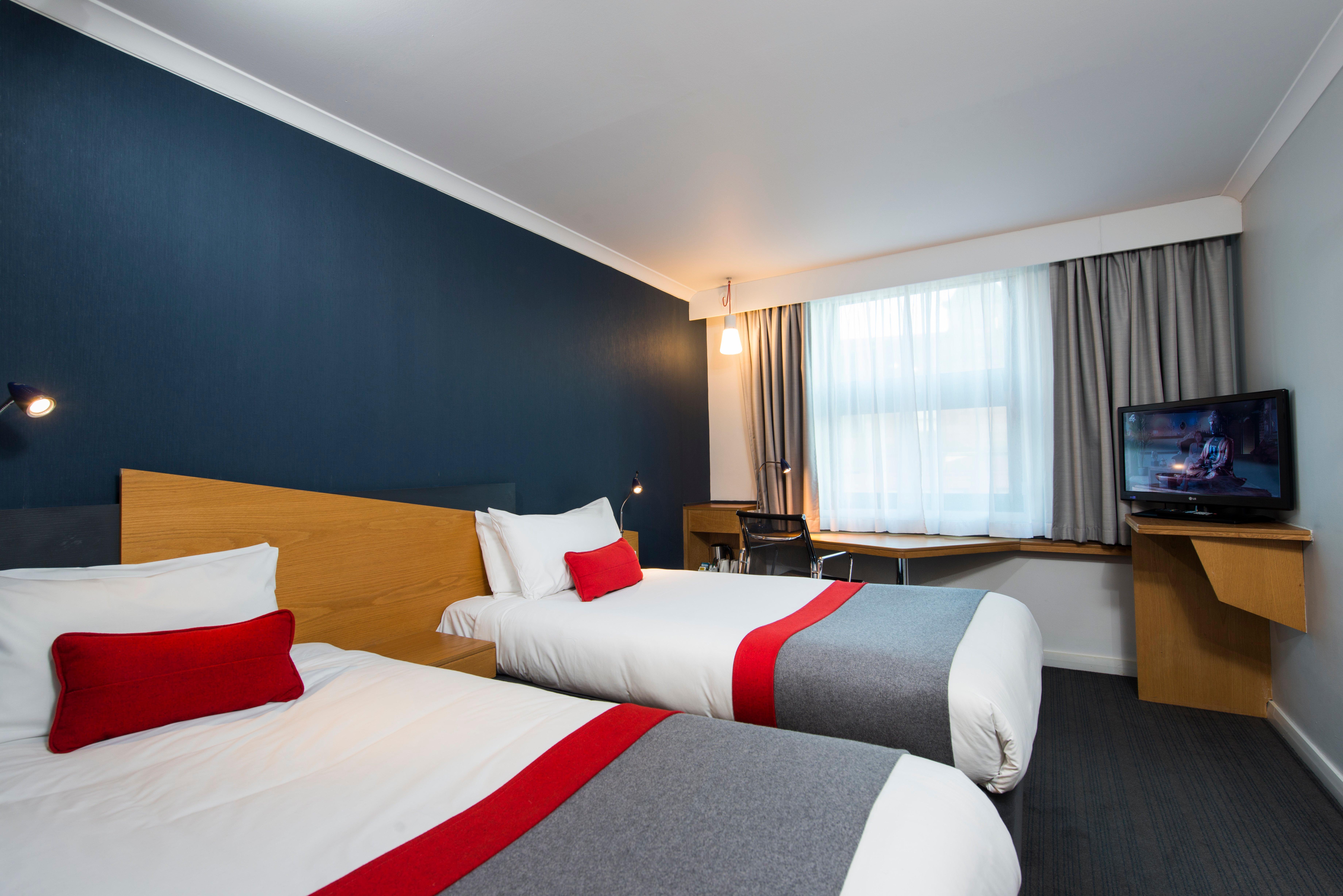 Holiday Inn Express Birmingham Oldbury By Ihg Dış mekan fotoğraf