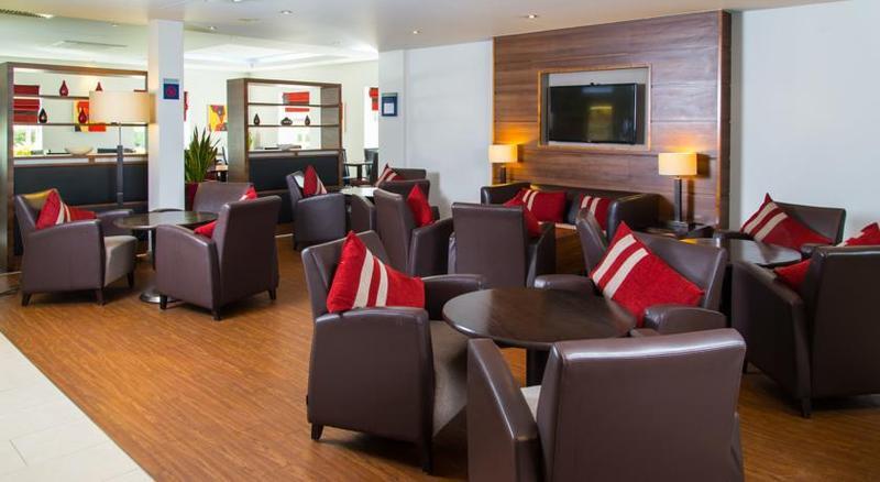 Holiday Inn Express Birmingham Oldbury By Ihg Dış mekan fotoğraf